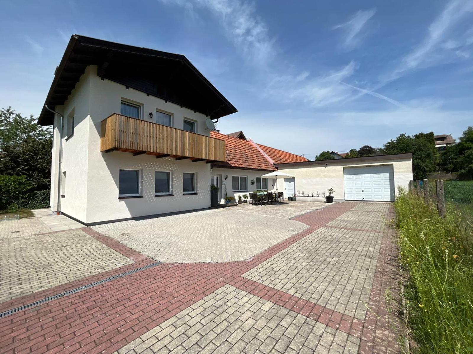 Danner Familien-Ferienwohnungen Schoerfling Am Attersee Exterior photo